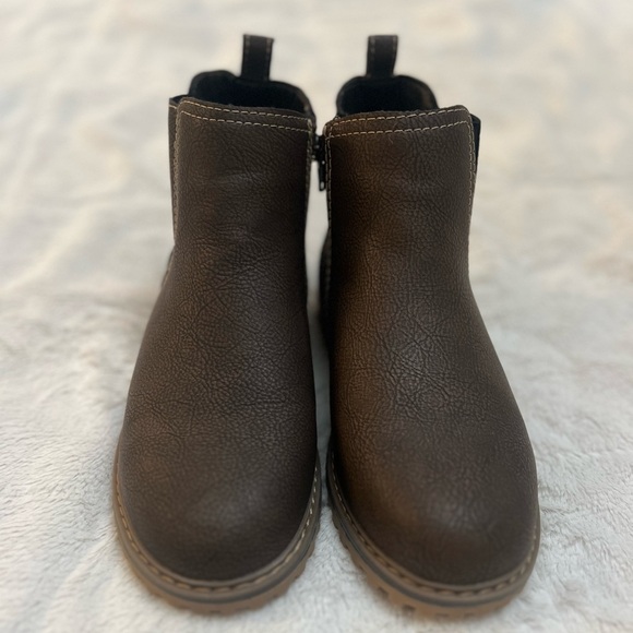 ✨ Women’s Eddie Bauer Brown Leather Ankle Boots - Kase Style - 6 - Picture 4 of 8